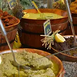 Studio Climatise Avec Parking, Terrasse Au Lavandou - Fr-1-251-167 *