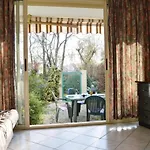 Studio Climatise Avec Parking, Terrasse Au Lavandou - Fr-1-251-167 * 르 라방두