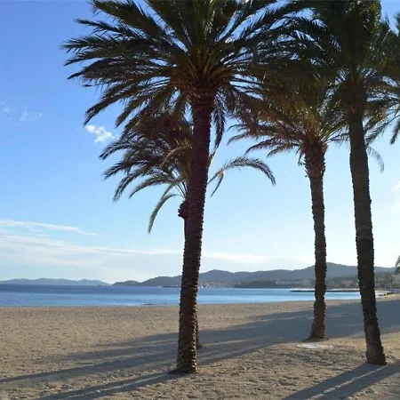 아파트 Studio Climatise Avec Parking, Terrasse Au Lavandou - Fr-1-251-167